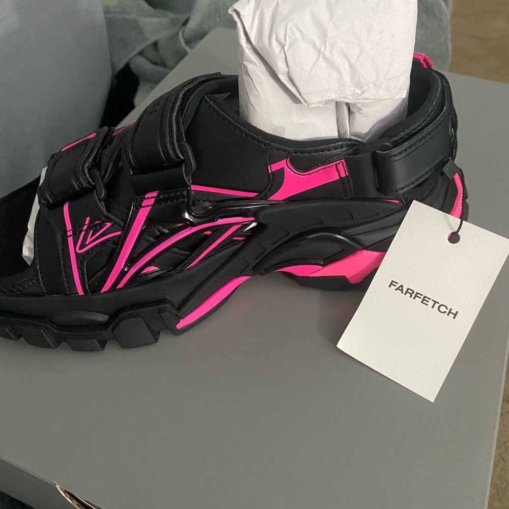 Balenciaga WOMEN'S TRACK SANDAL